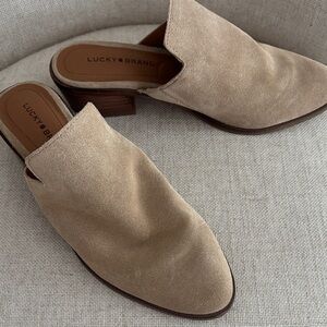Lucky Brand- Tan suede mules - 6